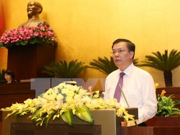 Flexible policies needed to curb public debt: minister hinh anh 1