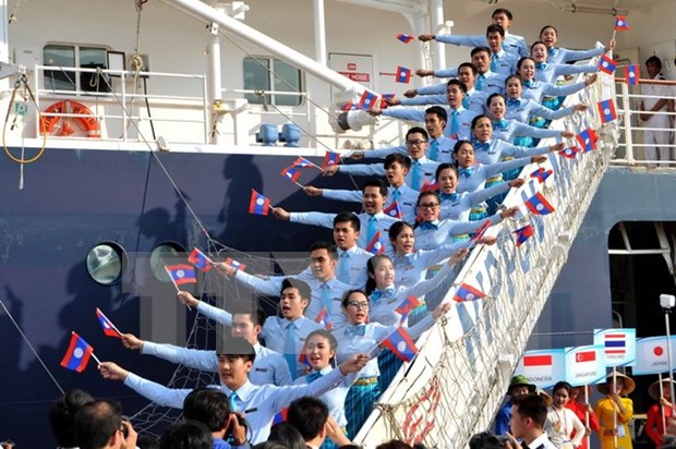 Southeast Asian, Japanese youth ship leaves HCM City hinh anh 1