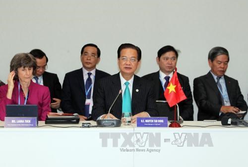 PM co-chairs high-level dialogue on climate change in Mekong Delta hinh anh 1