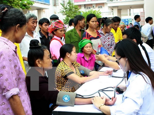 Community-based health care, first aid project benefits the poor hinh anh 1