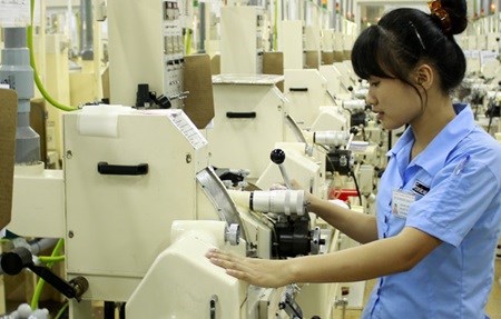 Vietnam to see more FDI in 2016: experts hinh anh 1