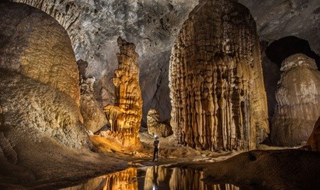 Quang Binh: Son Doong cave lures tourists hinh anh 1
