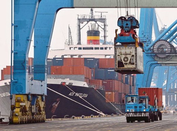 Malaysia’s trade up 7.6 percent last November hinh anh 1