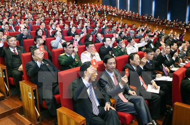 Delegates pledge to select capable, moral members of Central Committee hinh anh 1