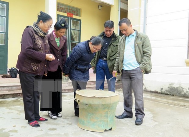 Ancient bronze drum found in Dien Bien hinh anh 1