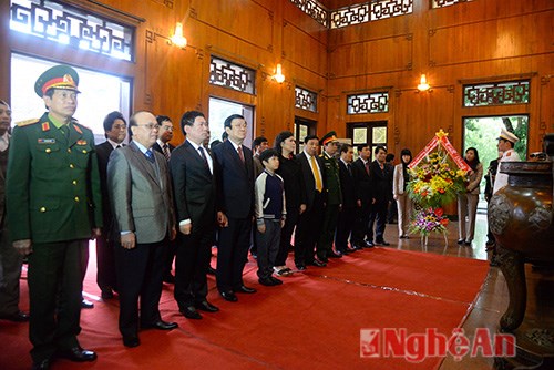 Nghe An urged to soon bring Party Congress Resolution into reality hinh anh 1