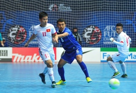 Vietnam unable to hold back Thailand hinh anh 1