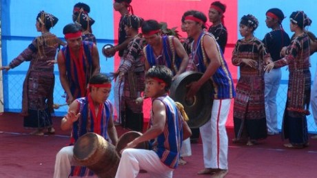Drum-gong performance recognised as nat'l intangible cultural heritage hinh anh 1