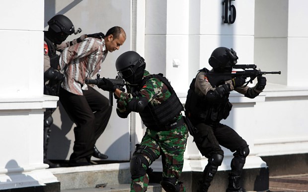 Australia warns of terror threat in Indonesia hinh anh 1
