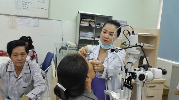Continued funding confirmed for provincial vision care project hinh anh 1