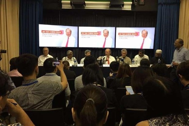 Tan Cheng Bock says he will run for Singapore President hinh anh 1