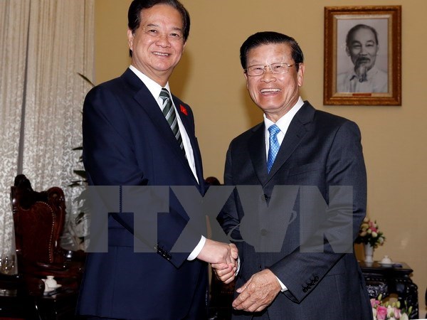 Vietnam, Laos hold great cooperation potential: PM hinh anh 1