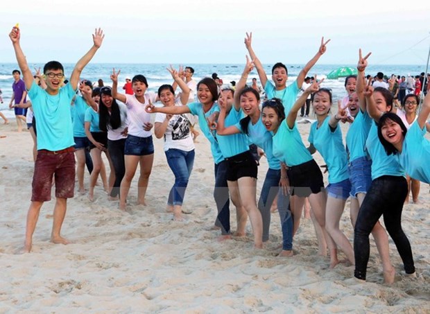 Da Nang sea tourism season kicks off hinh anh 1
