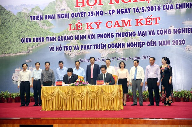 Quang Ninh, VCCI agree to develop enterprises by 2020 hinh anh 1