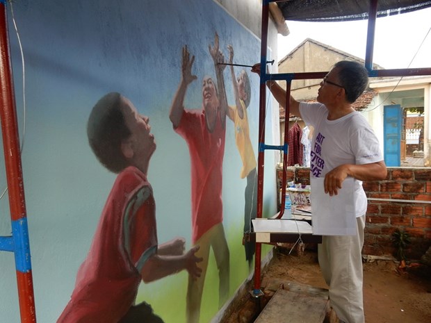 Project to colour central villages with painted houses hinh anh 1