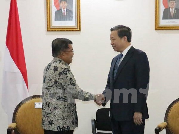 Minister of Public Security visits Indonesia to boost cooperation hinh anh 1