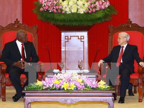 Cuba determined to strengthen special ties with Vietnam hinh anh 1