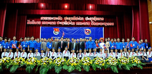 Youths contribute to fostering Vietnam-Laos relationship hinh anh 1