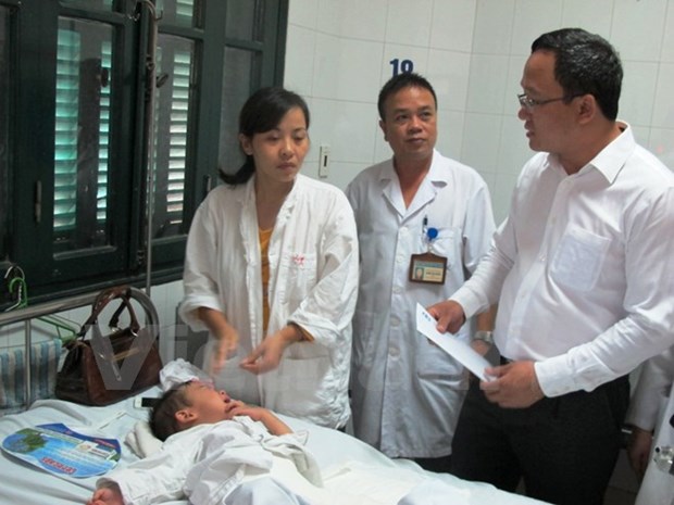 Khanh Hoa province needs more doctors hinh anh 1