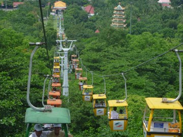 Ba Na Hills named best resort in Vietnam hinh anh 1
