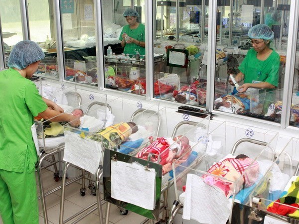 Vietnam falls short of easing gender imbalance in 2016 hinh anh 1