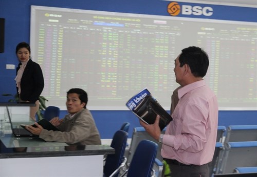 Vietnam’s stocks rebound from six-day fall hinh anh 1