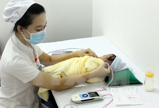 Pre-birth, newborn screening helps reduce child deformities hinh anh 1