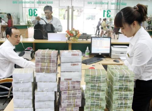 Central bank urges more lending supervision hinh anh 1