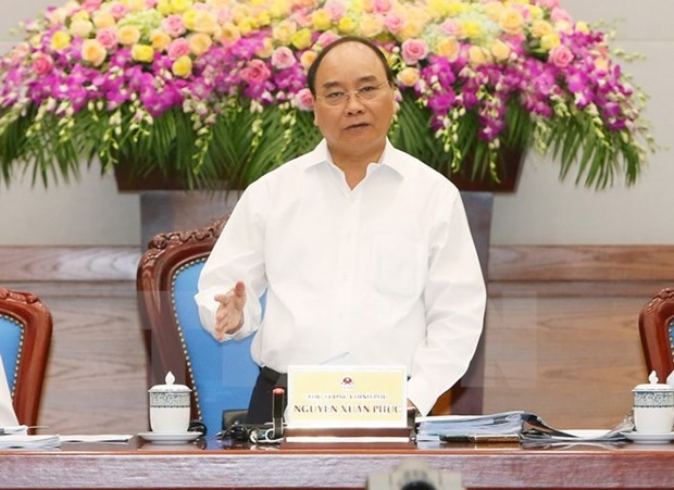 Prime Minister chairs regular Cabinet meeting hinh anh 1