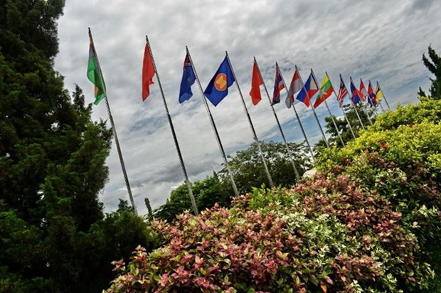 28th, 29th ASEAN Summits kick off in Vientiane hinh anh 1