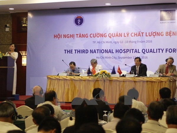 Hospital quality improvement discussed at seminar hinh anh 1