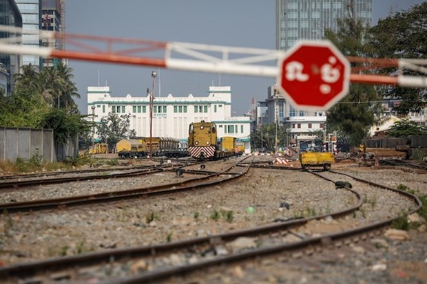 Cambodian railroad connected with Thailand at border gate hinh anh 1