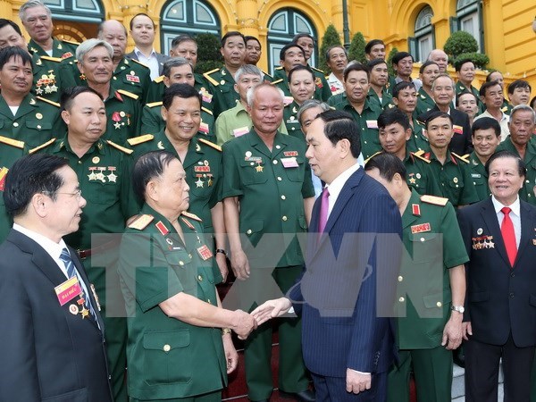 President asks for veterans’ active role in corruption fight hinh anh 1
