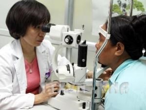 Diabetes patients in the south to get free eye care hinh anh 1