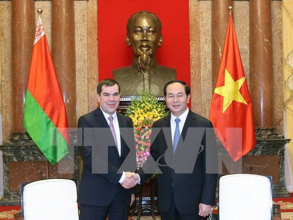President greets Belarusian State Security Committee Chairman hinh anh 1
