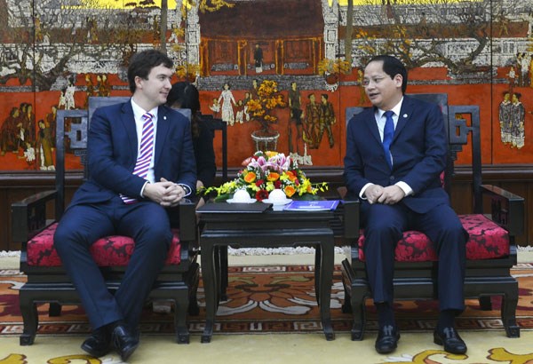 Prague wants to foster ties with Hanoi hinh anh 1