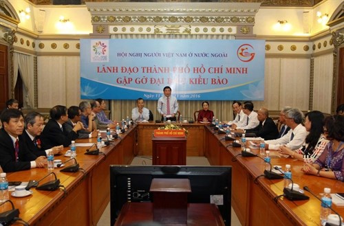 Vietnamese expats welcomed in HCM City hinh anh 1