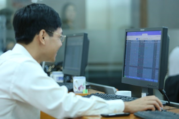 Stock market to grow strongly after Tet thanks to positive signs hinh anh 1