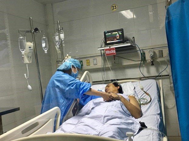 First-ever split liver transplant performed at Hanoi's hospital hinh anh 3