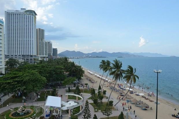 Khanh Hoa: Tourism revenue estimated at 27.1 trillion VND, up 24.2 pct hinh anh 1