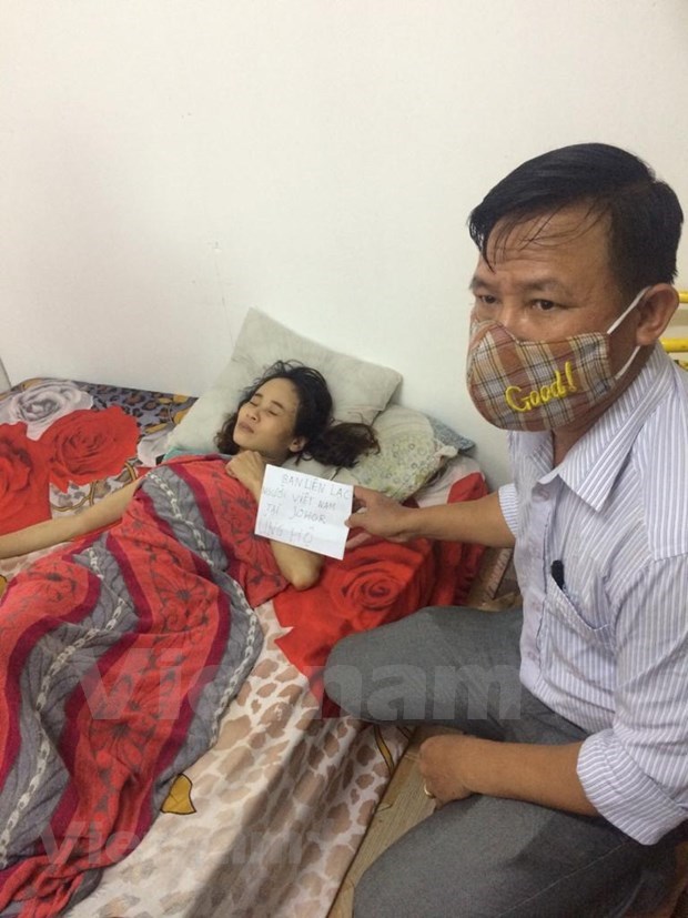Vietnamese in Malaysia deliver warm support to fellows hurt by COVID-19 hinh anh 3