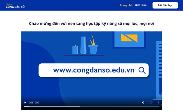 Online learning platform provides digital skills for Vietnamese workers hinh anh 1