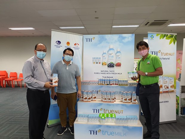TH Group’s Halal products promoted in Singapore hinh anh 2
