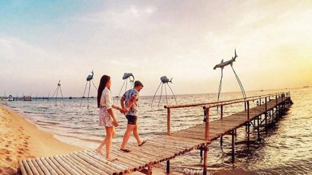 Phu Quoc expected to serve 3,000-5,000 international tourists each month hinh anh 1