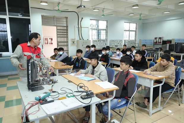 Vocational training sector catches up with digital transformation trend hinh anh 2