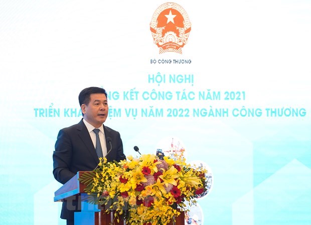 Deputy PM asks for fundamental solutions to take advantage of FTAs hinh anh 2