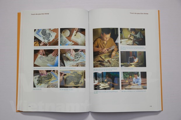 Collector launches new book on Kim Hoang folk painting hinh anh 2