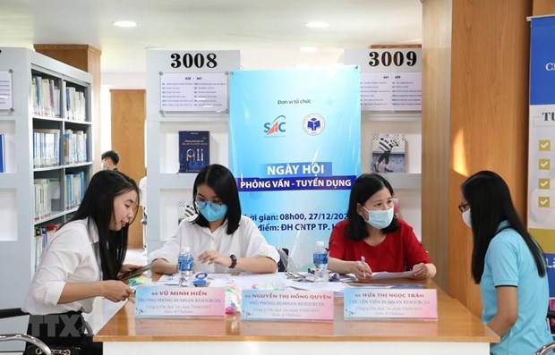 Vietnam seeks to better skill of labour force hinh anh 1