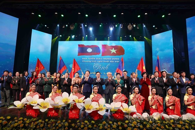 VNA’s e-newspaper VietnamPlus honoured for contributions to Vietnam-Laos relations hinh anh 4