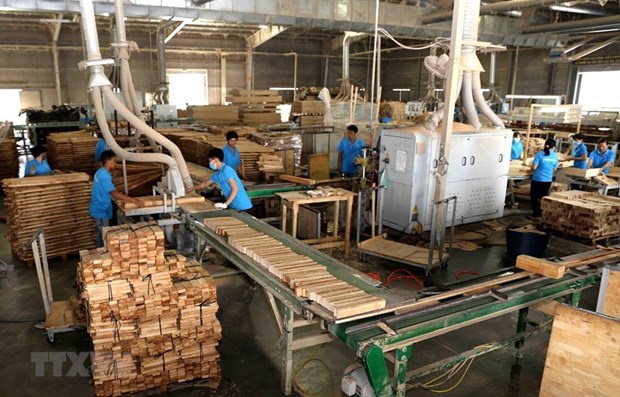 Wood industry makes most of each advantage to fulfil set targets hinh anh 2